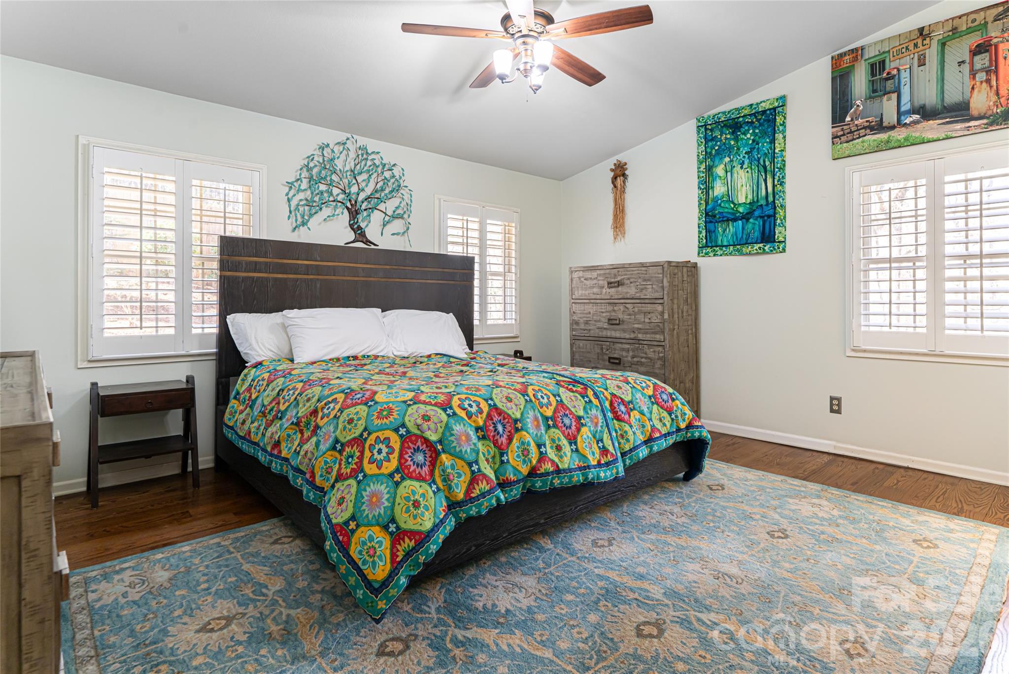 106 Oak Hollow Court Asheville NC 28805
