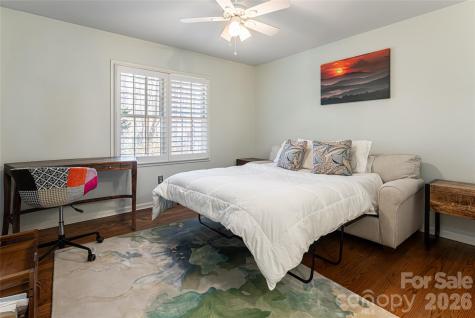 106 Oak Hollow Court Asheville NC 28805
