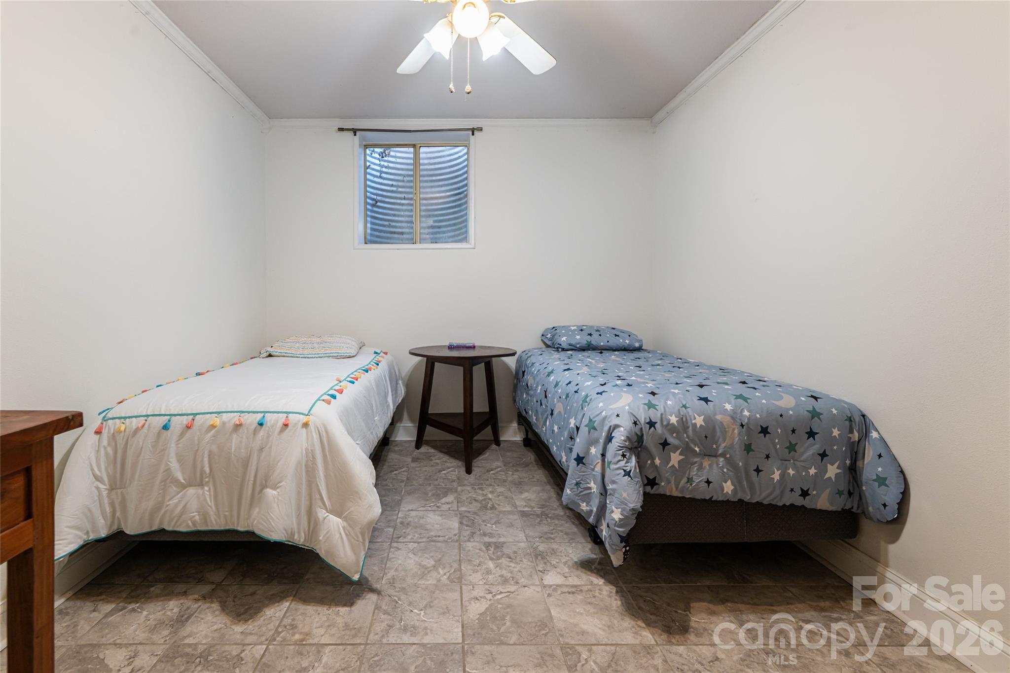 106 Oak Hollow Court Asheville NC 28805