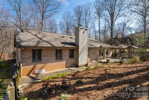 106 Oak Hollow Court Asheville NC 28805