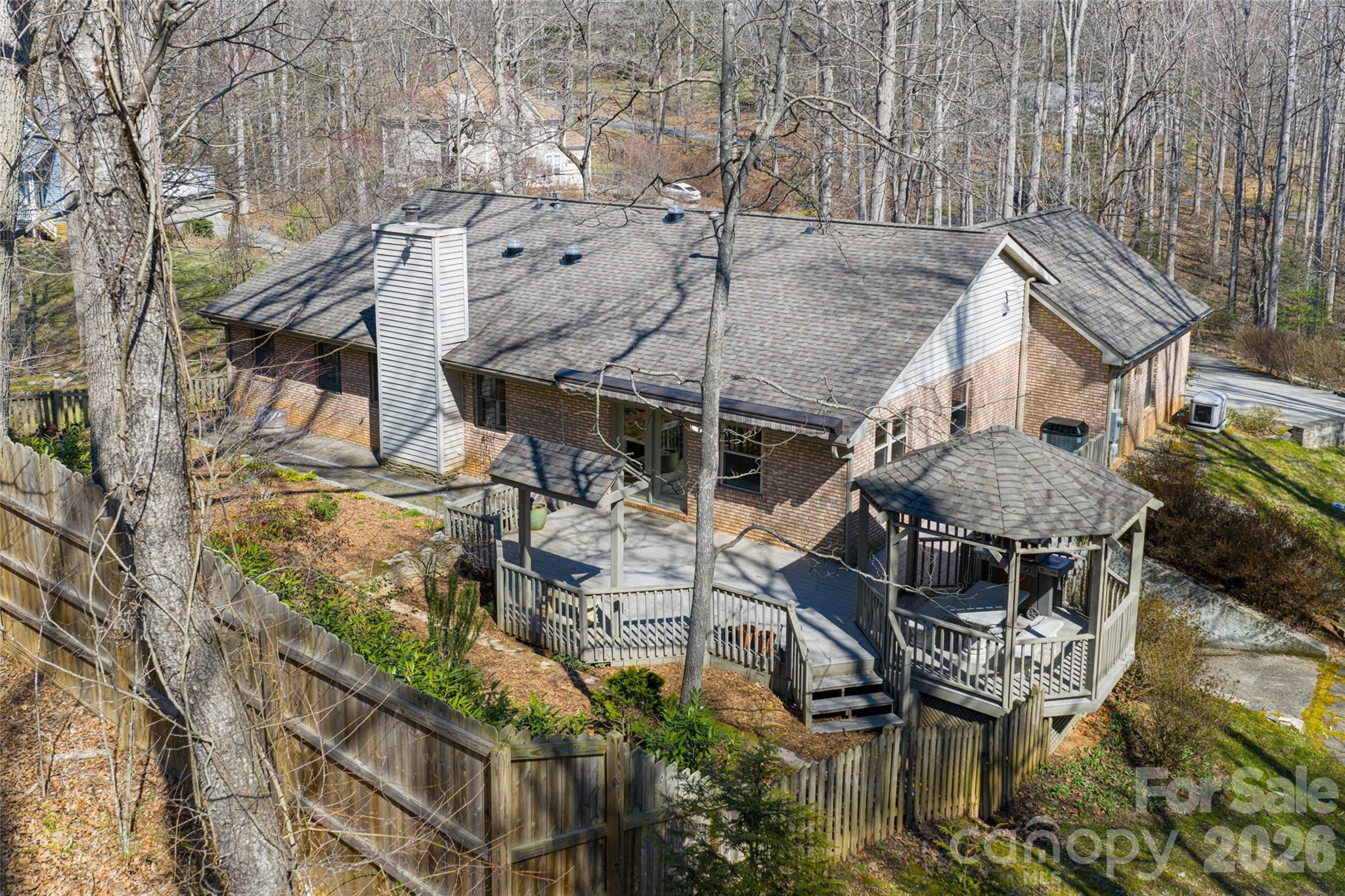 106 Oak Hollow Court Asheville NC 28805