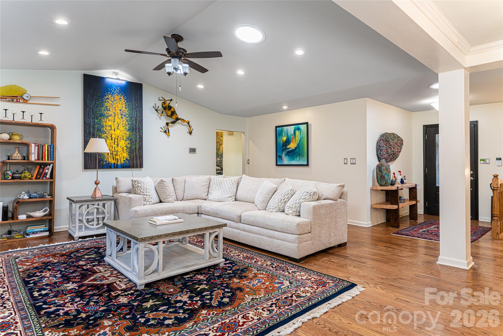 106 Oak Hollow Court Asheville NC 28805