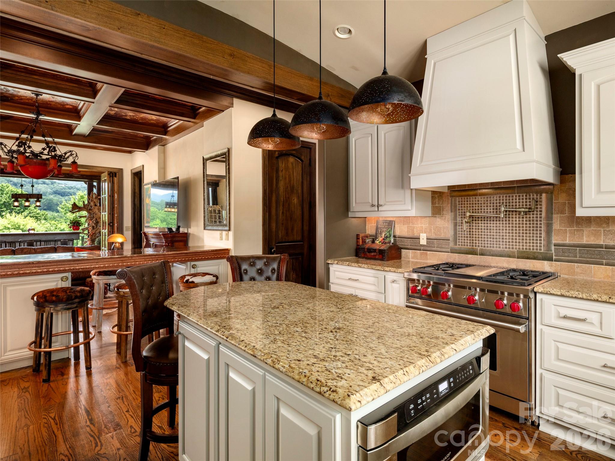 26 Village Oak Drive Arden NC 28704
