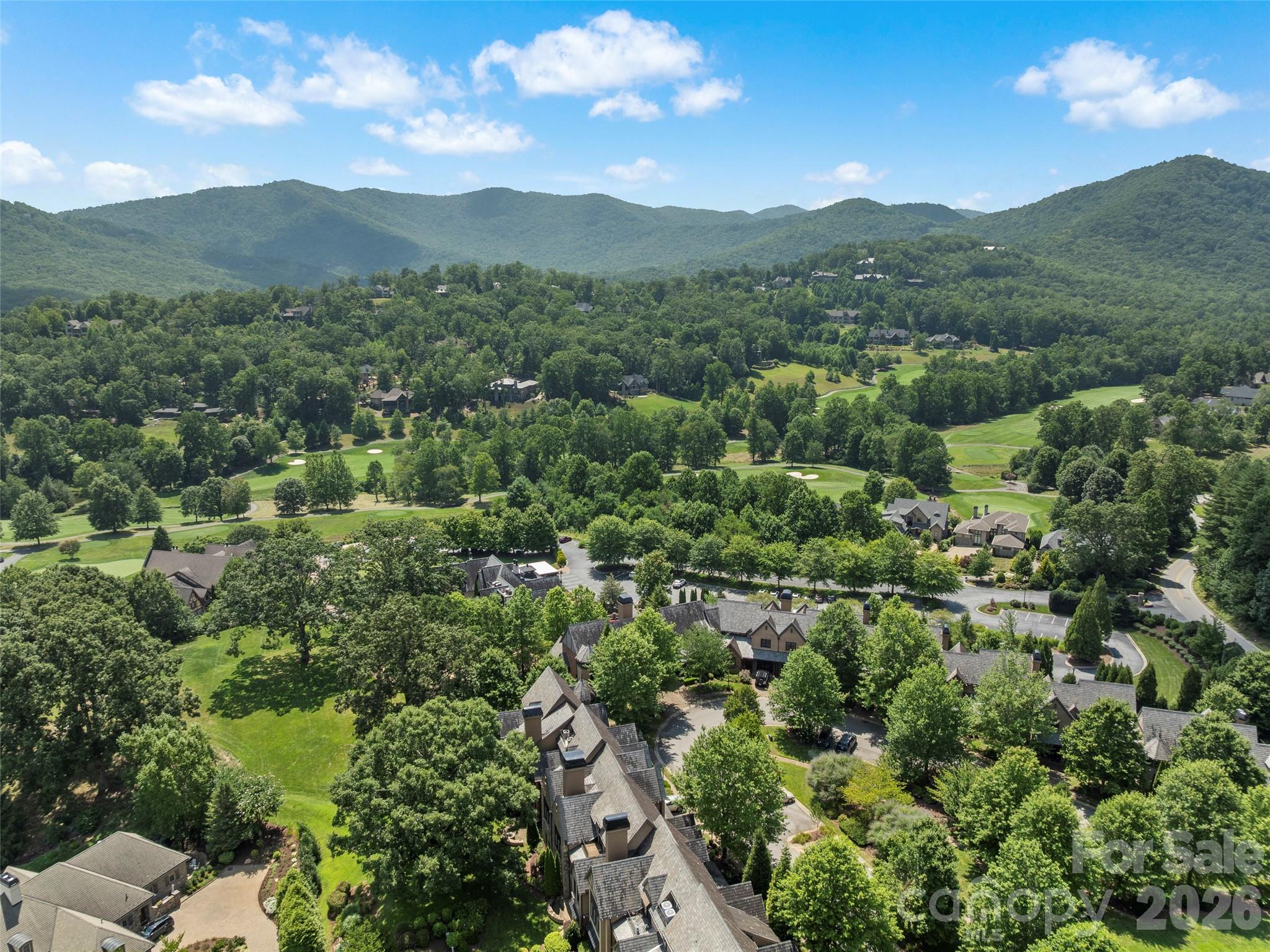 26 Village Oak Drive Arden NC 28704