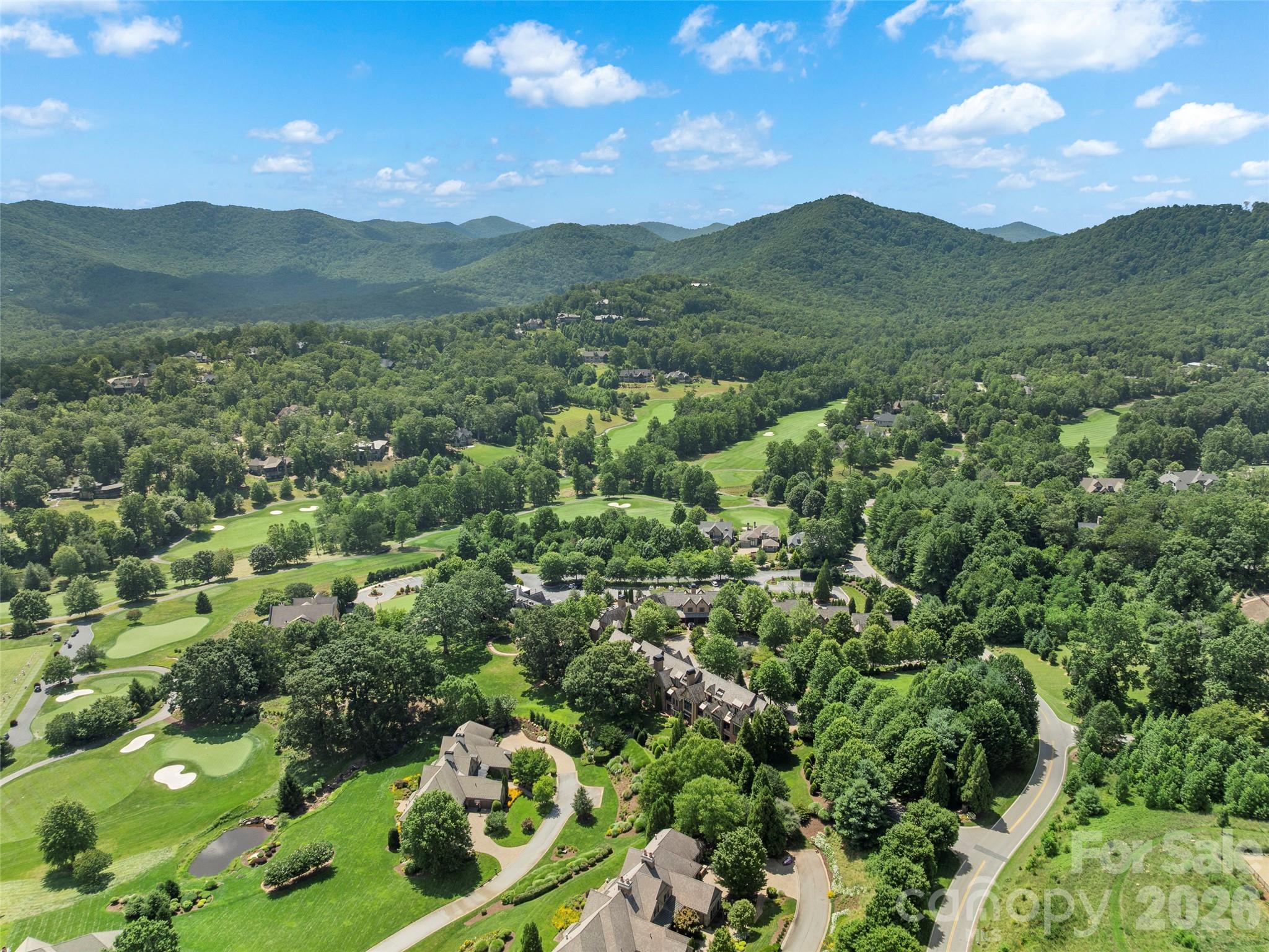 26 Village Oak Drive Arden NC 28704