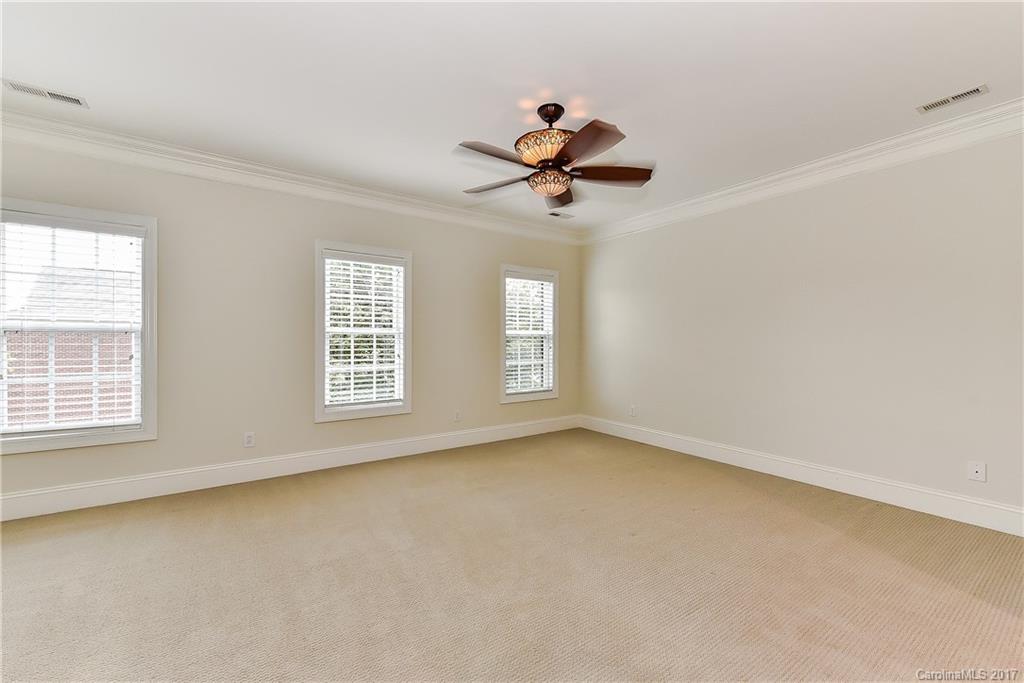 6231 Wakehurst Road Charlotte NC 28226