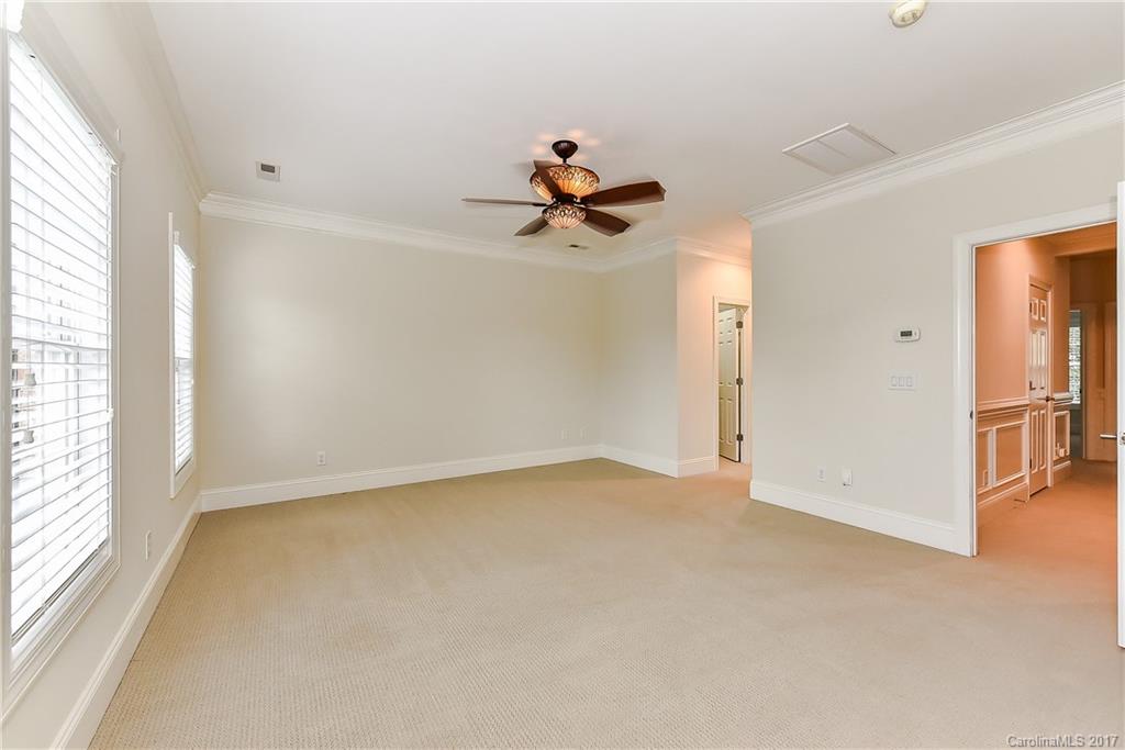 6231 Wakehurst Road Charlotte NC 28226