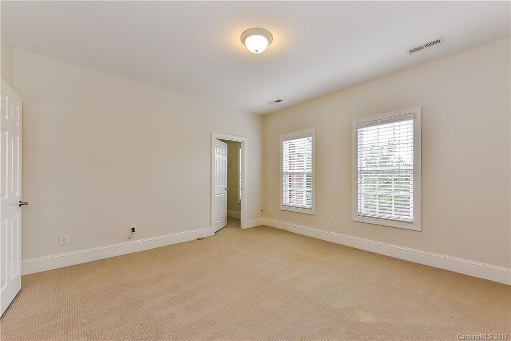 6231 Wakehurst Road Charlotte NC 28226