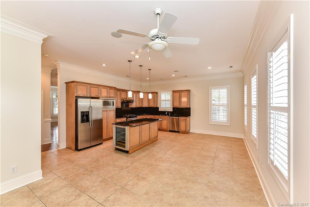 6231 Wakehurst Road Charlotte NC 28226