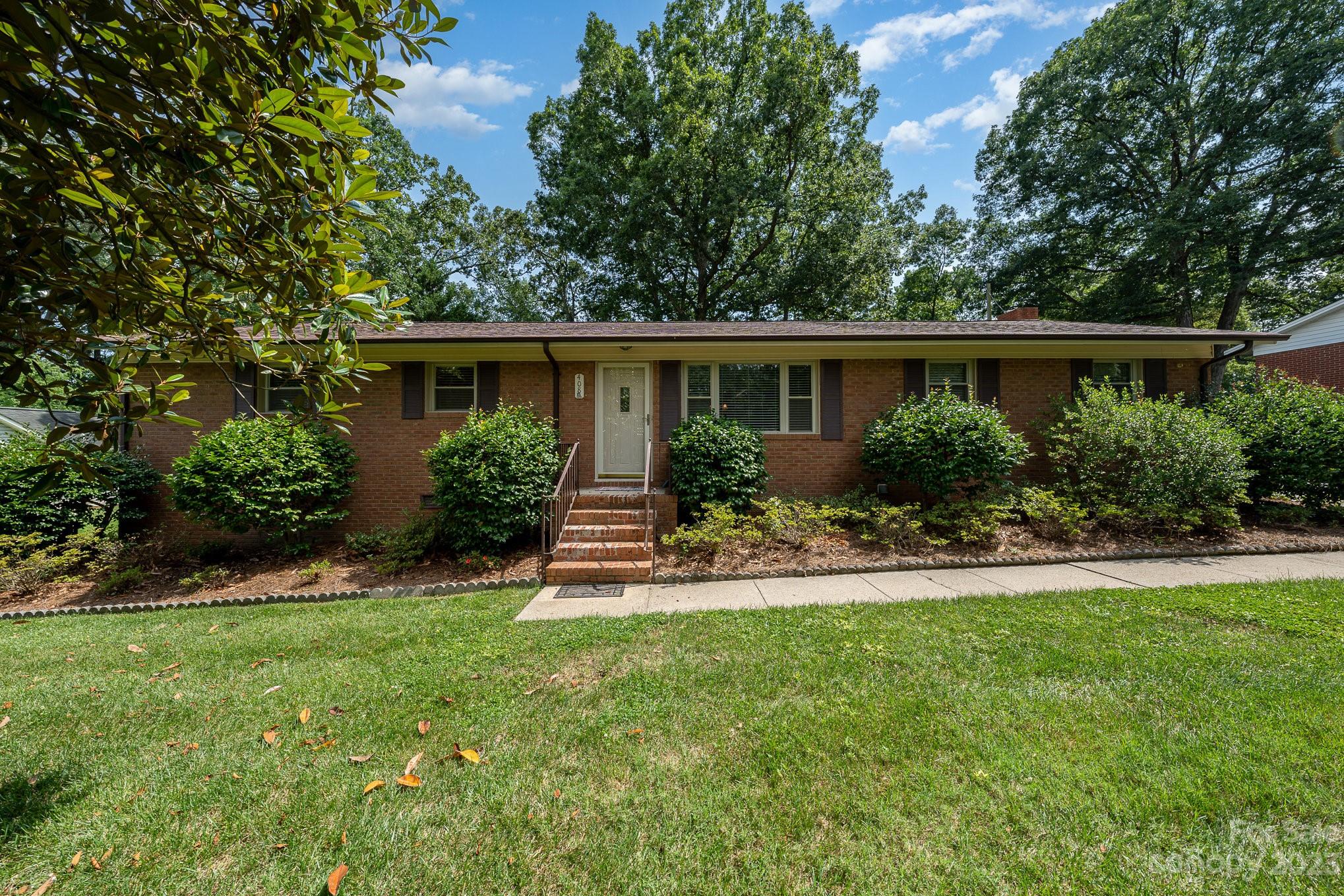 408 White Oak Lane Matthews NC 28104