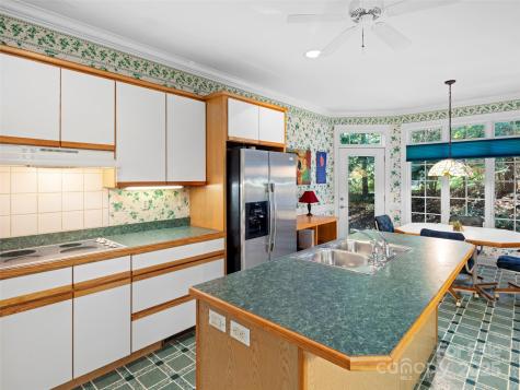 40 Tiverton Lane Asheville NC 28803