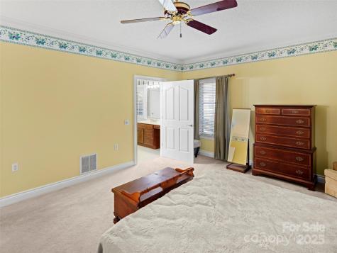 40 Tiverton Lane Asheville NC 28803