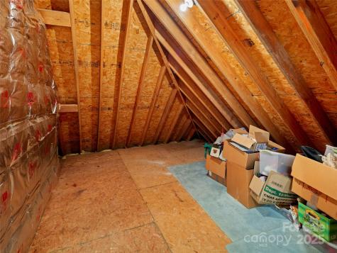 40 Tiverton Lane Asheville NC 28803