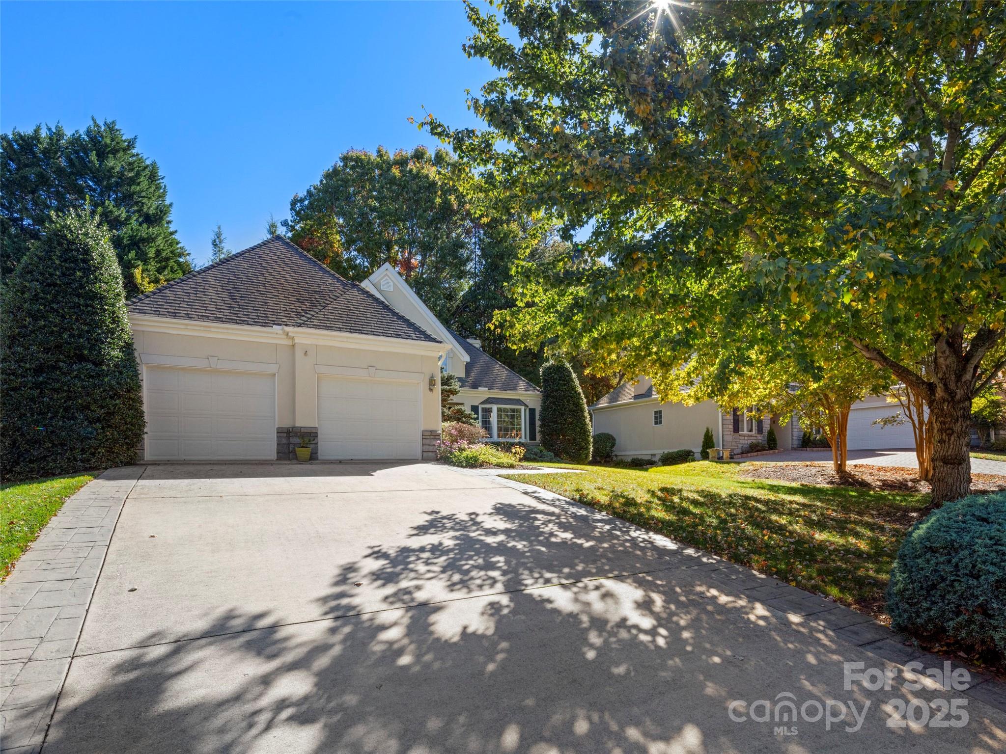 40 Tiverton Lane Asheville NC 28803