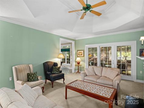 40 Tiverton Lane Asheville NC 28803