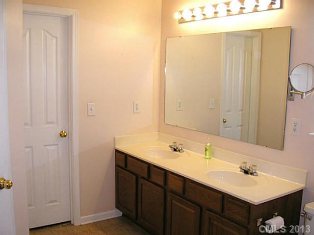 9031 Sanders Creek Court Charlotte NC 28269