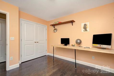 4 Stone River Drive Asheville NC 28804