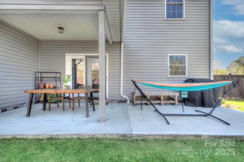 4 Stone River Drive Asheville NC 28804