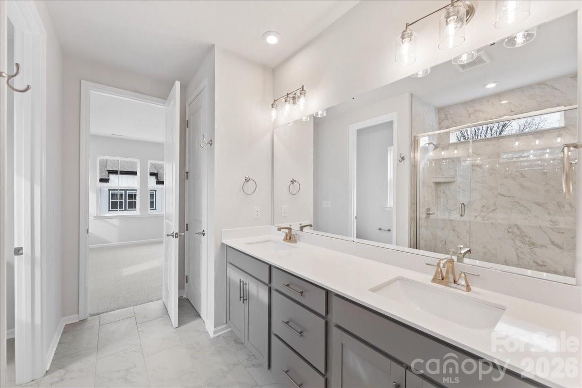3005 Circles End Charlotte NC 28226