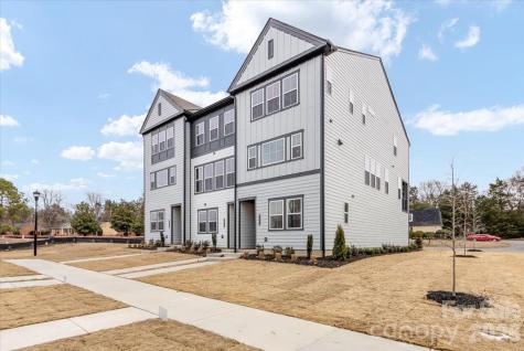 3005 Circles End Charlotte NC 28226