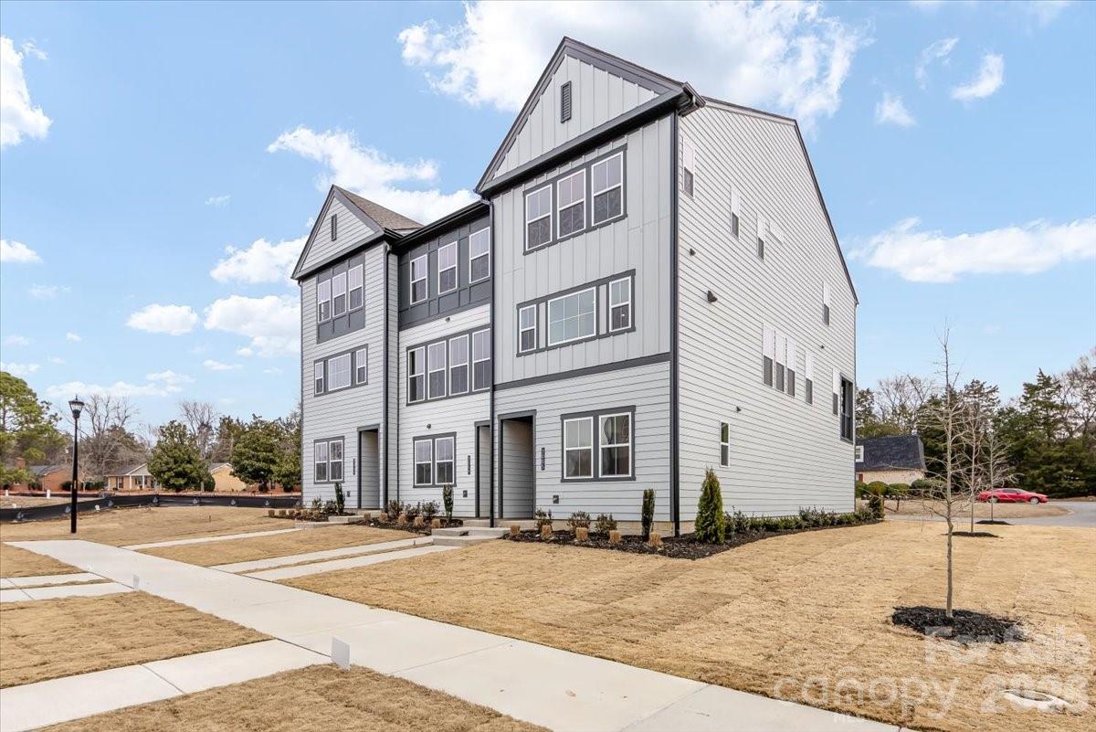 3005 Circles End Charlotte NC 28226