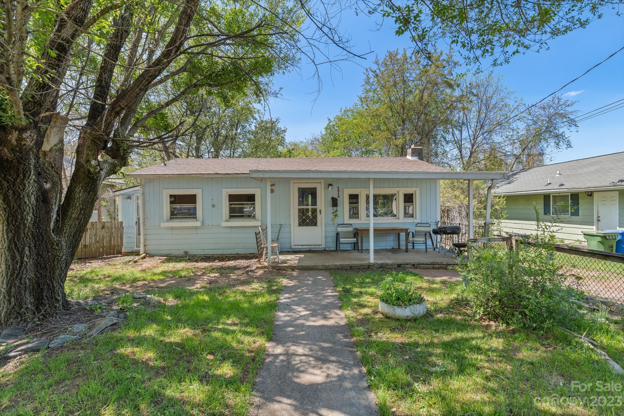 224 Westwood Place Asheville NC 28806