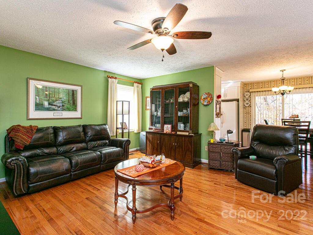 20 Jazaka Ridge Lane Swannanoa NC 28778