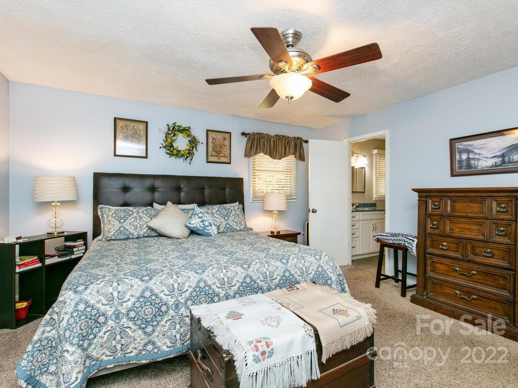 20 Jazaka Ridge Lane Swannanoa NC 28778