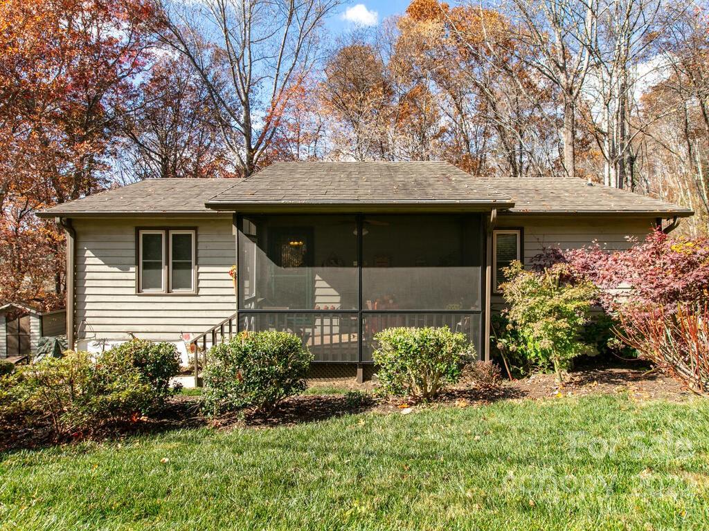 20 Jazaka Ridge Lane Swannanoa NC 28778