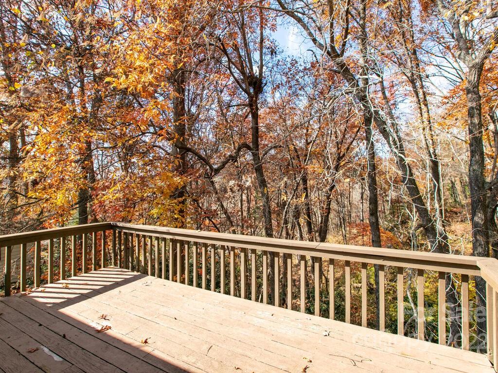 20 Jazaka Ridge Lane Swannanoa NC 28778