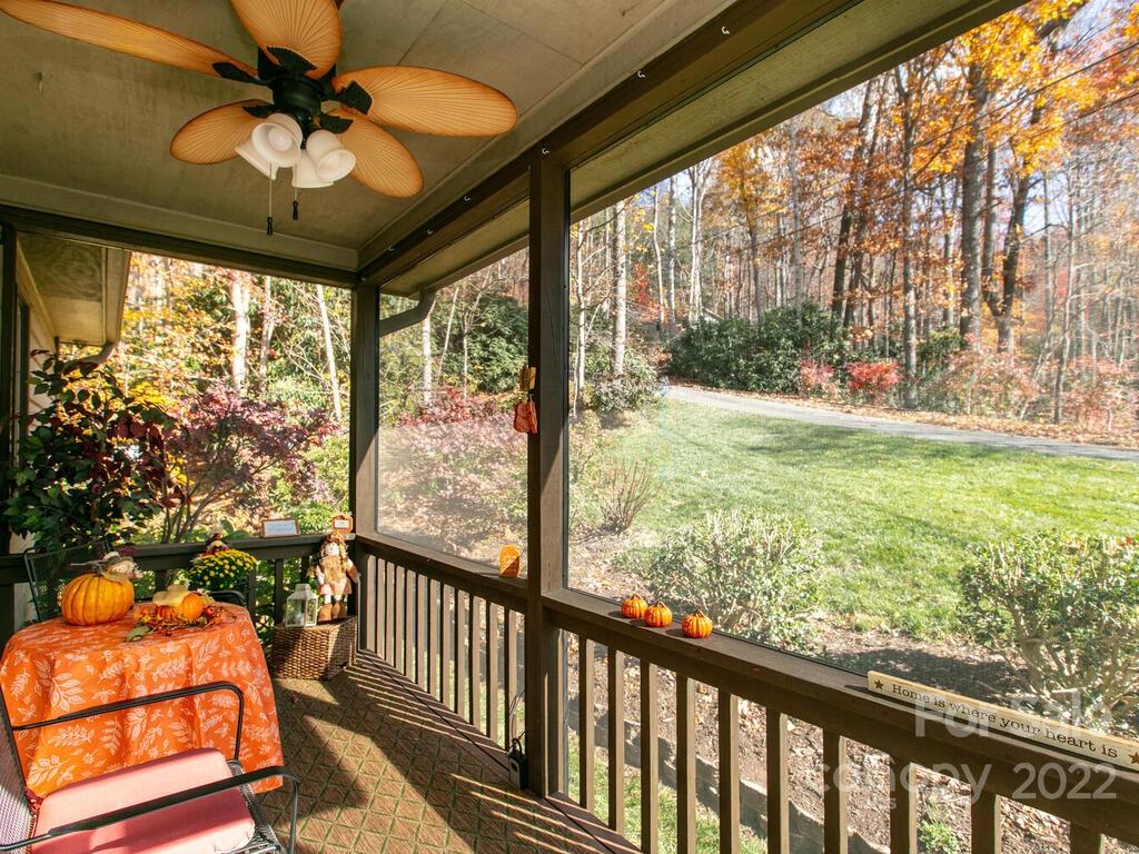 20 Jazaka Ridge Lane Swannanoa NC 28778