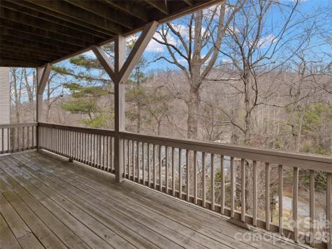 109 Poppy Lane Asheville NC 28803