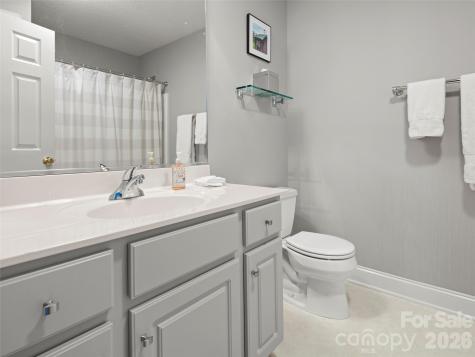 109 Poppy Lane Asheville NC 28803