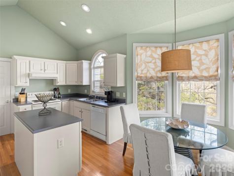 109 Poppy Lane Asheville NC 28803