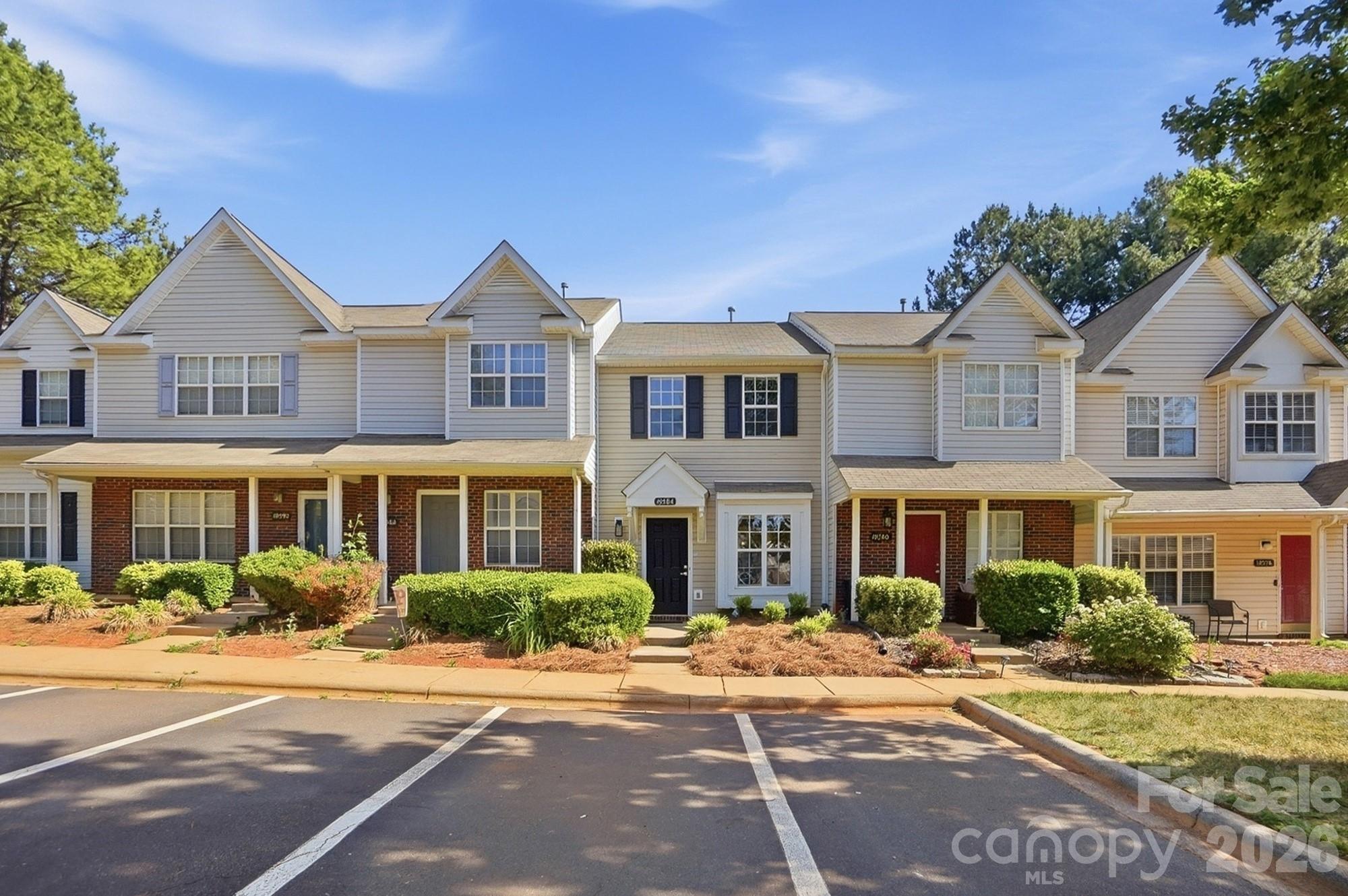 10584 English Setter Way Charlotte NC 28269