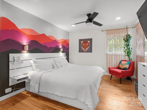 17 Hummingbird Lane Asheville NC 28806