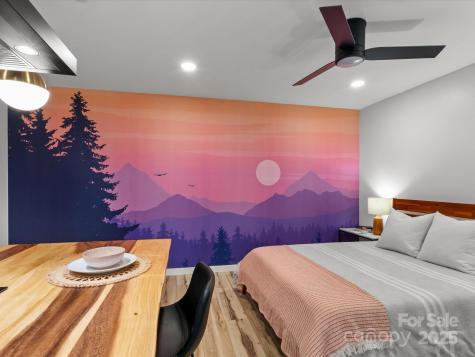 17 Hummingbird Lane Asheville NC 28806