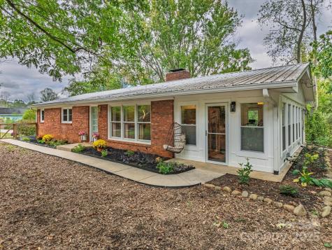 17 Hummingbird Lane Asheville NC 28806