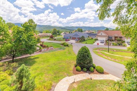 3 Gale Kelly Court Weaverville NC 28787