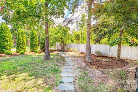 3 Gale Kelly Court Weaverville NC 28787