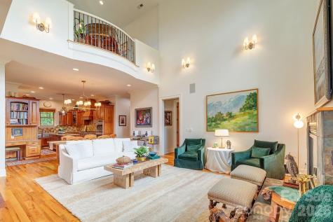 3 Gale Kelly Court Weaverville NC 28787