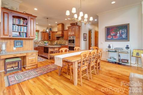 3 Gale Kelly Court Weaverville NC 28787