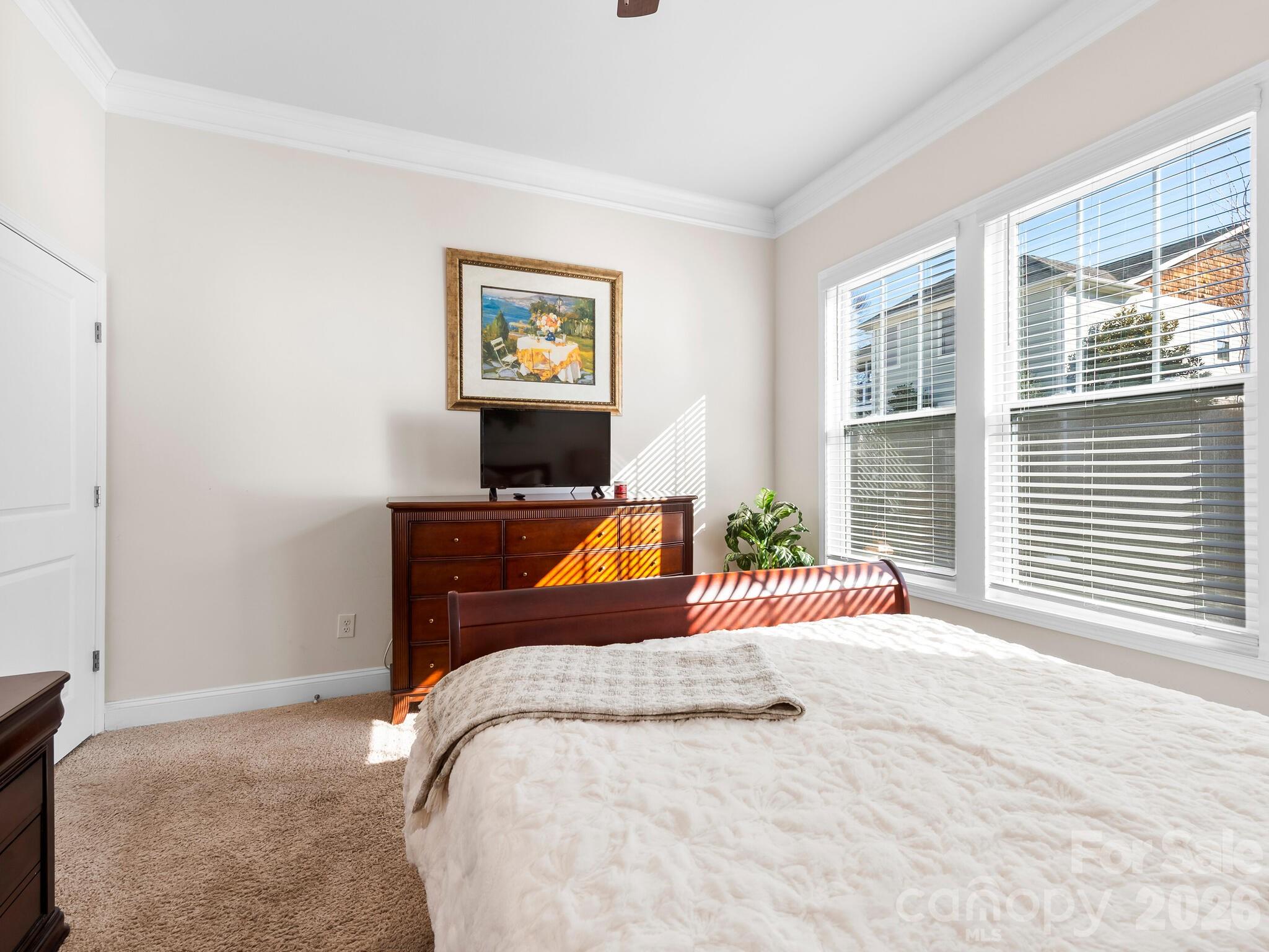 16 Southern Way Lane Leicester NC 28748