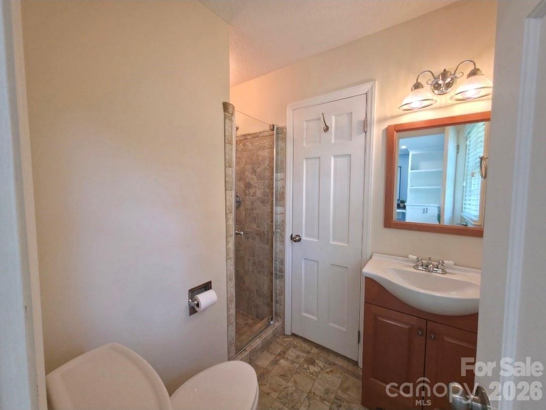2009 Saratoga Drive Gastonia NC 28056
