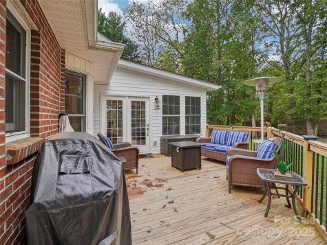 2 Cambridge Drive Candler NC 28715