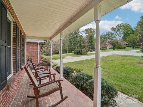 2 Cambridge Drive Candler NC 28715