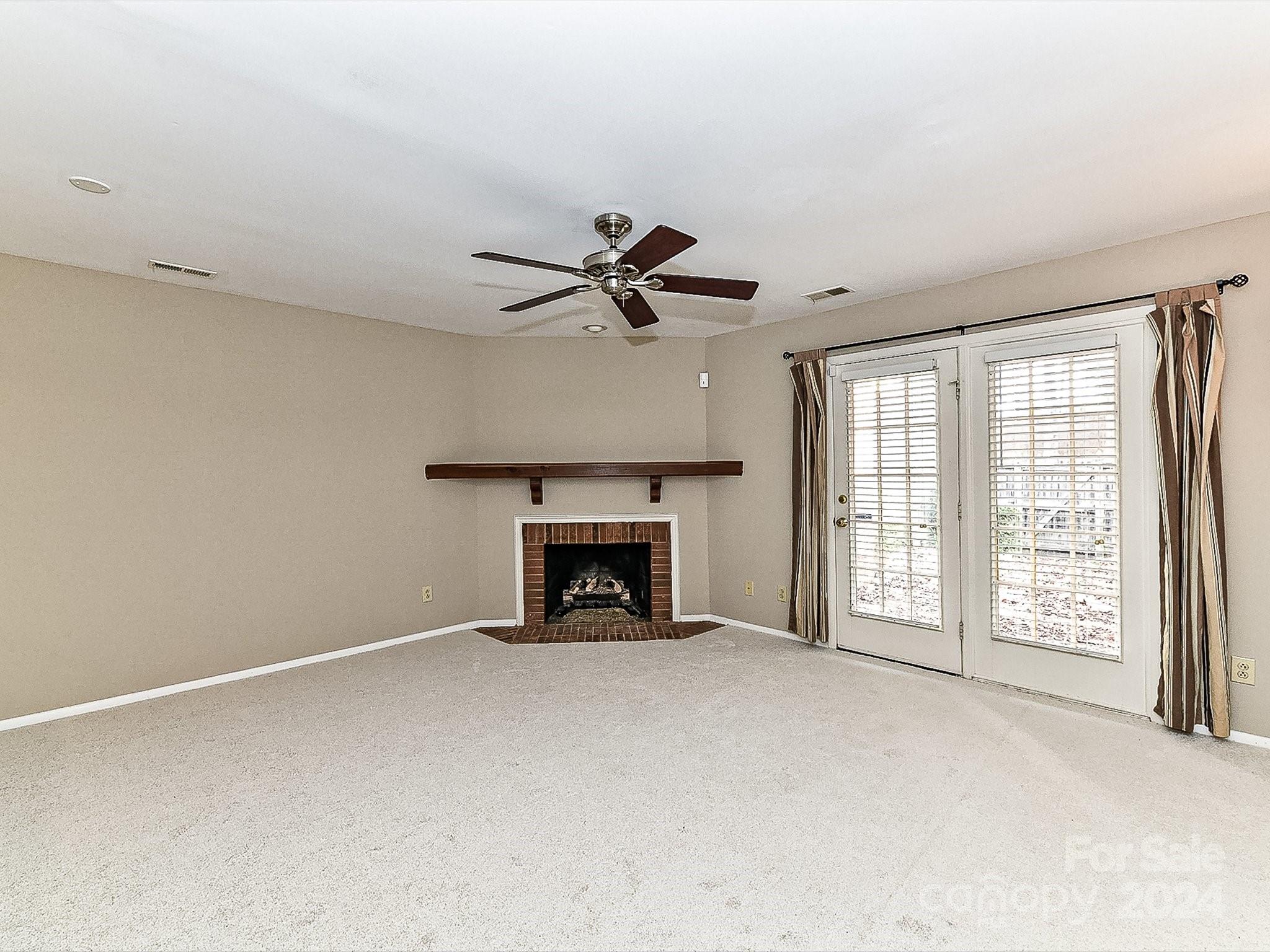 9128 Nolley Court Charlotte NC 28270