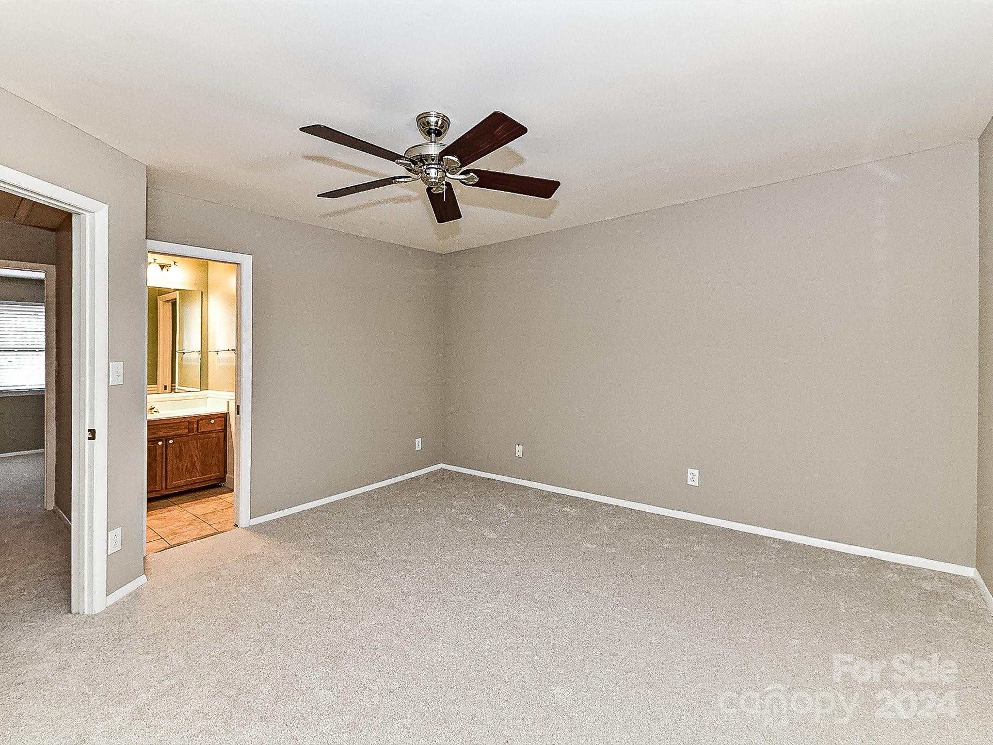 9128 Nolley Court Charlotte NC 28270