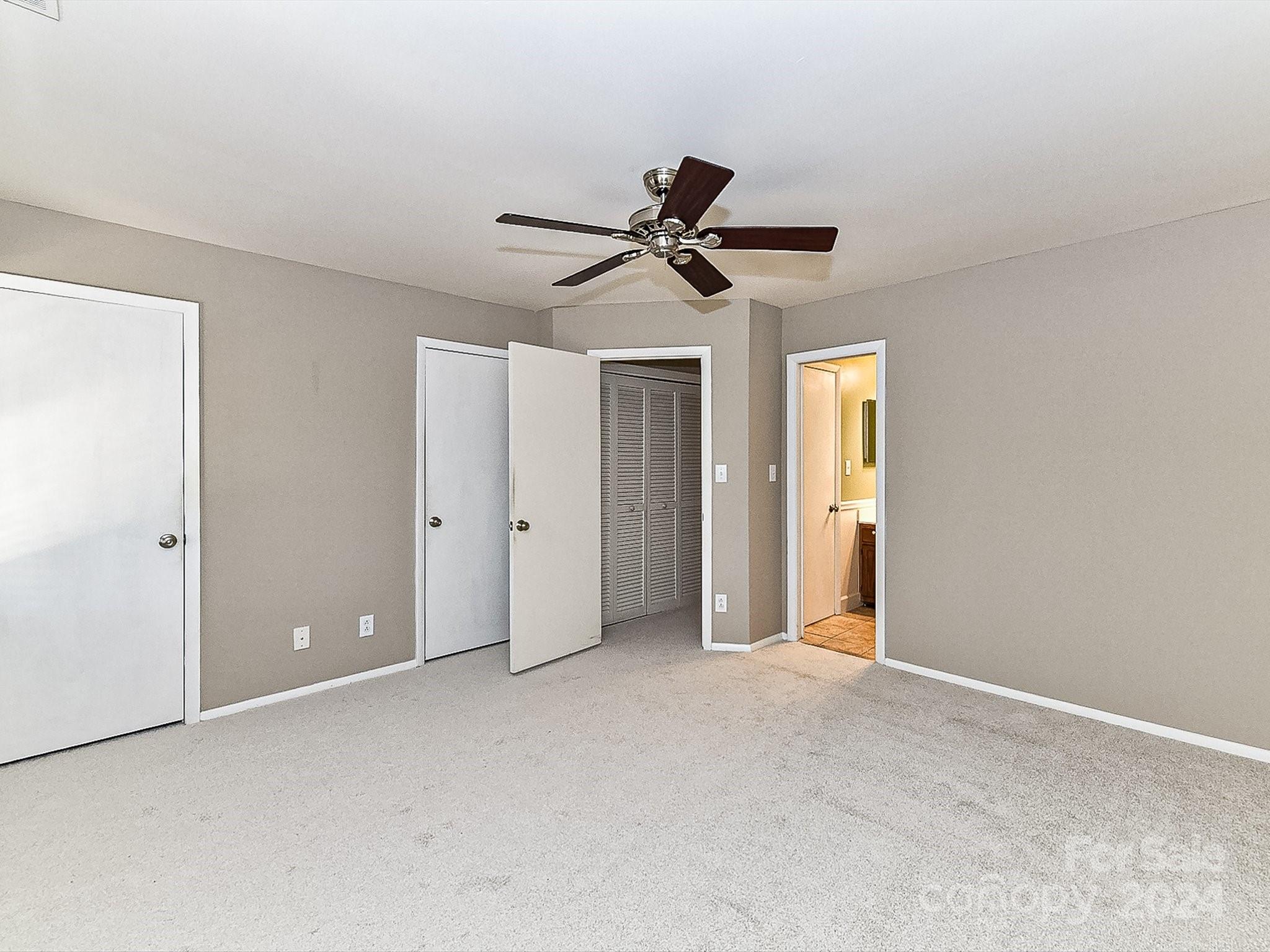 9128 Nolley Court Charlotte NC 28270