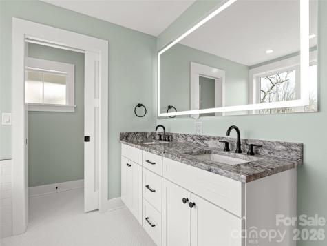 112 Alma Lane Asheville NC 28806